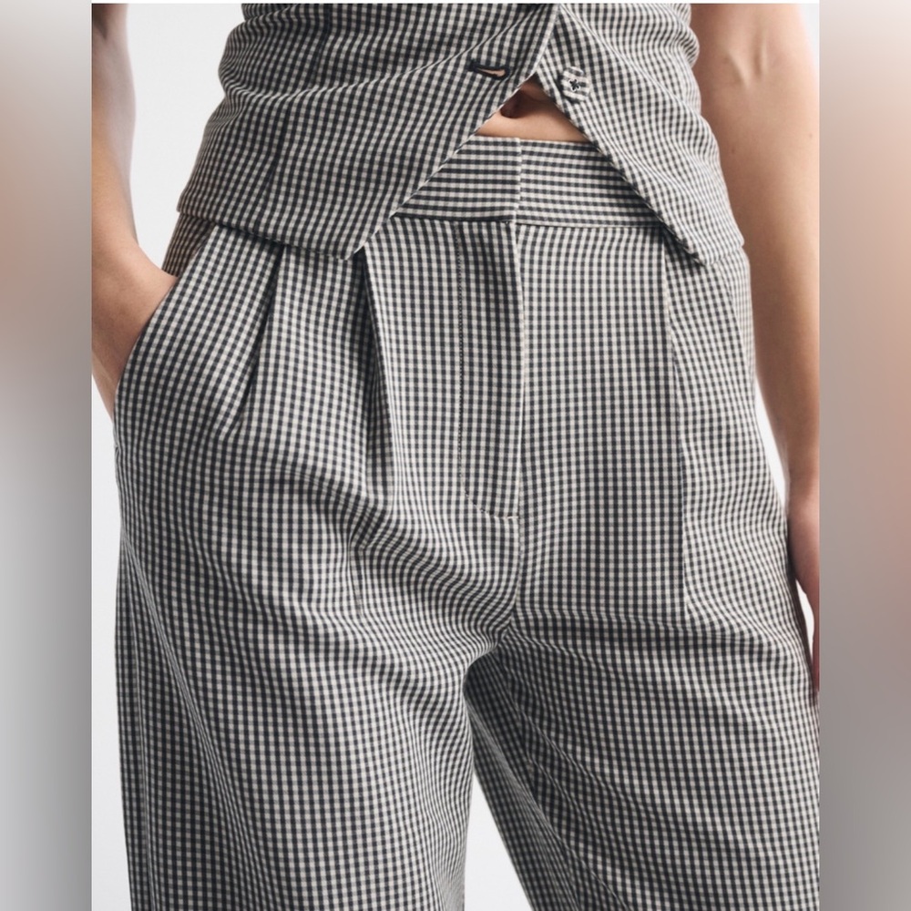 NWOT Abercrombie Sloane High Rise Wide Leg Tailored Pant, Gingham, Size 25 Reg - Picture 3 of 15